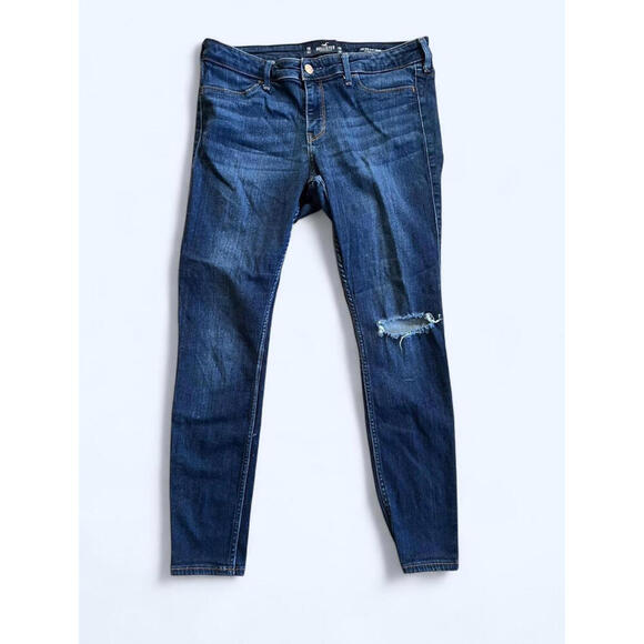 Hollister Denim - Vintage Hollister Co. stretchy distressed skinny jeans Size 11 regular